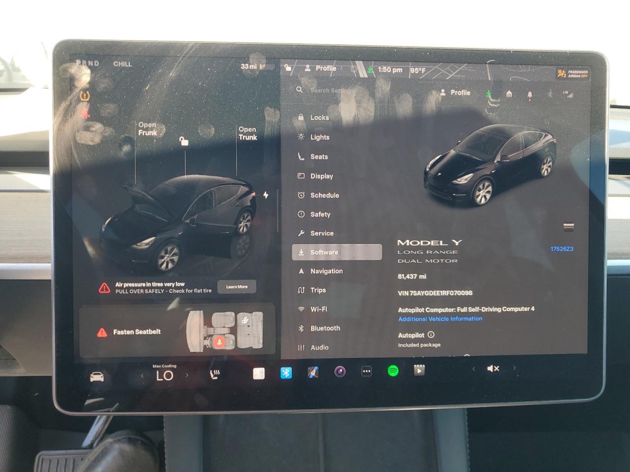 2024 Tesla Model Y - zdjęcie 9