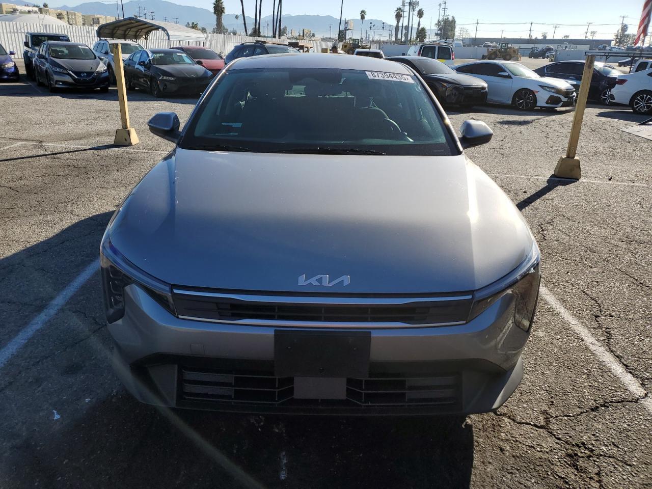 2025 Kia K4 Lx - zdjęcie 5