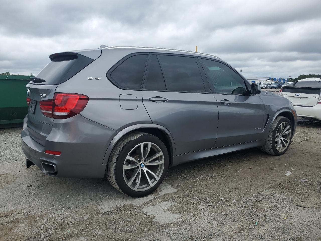 2017 BMW X5 Xdr40E - zdjęcie 3