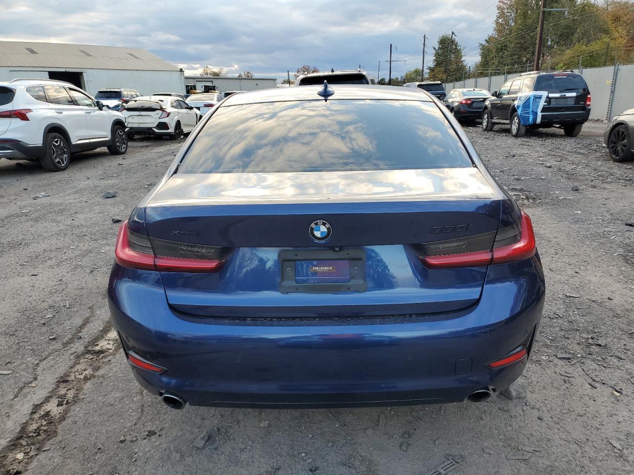2020 BMW 330Xi - zdjęcie 6