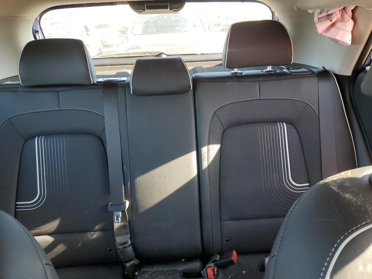 2025 Hyundai Venue Sel - zdjęcie 10