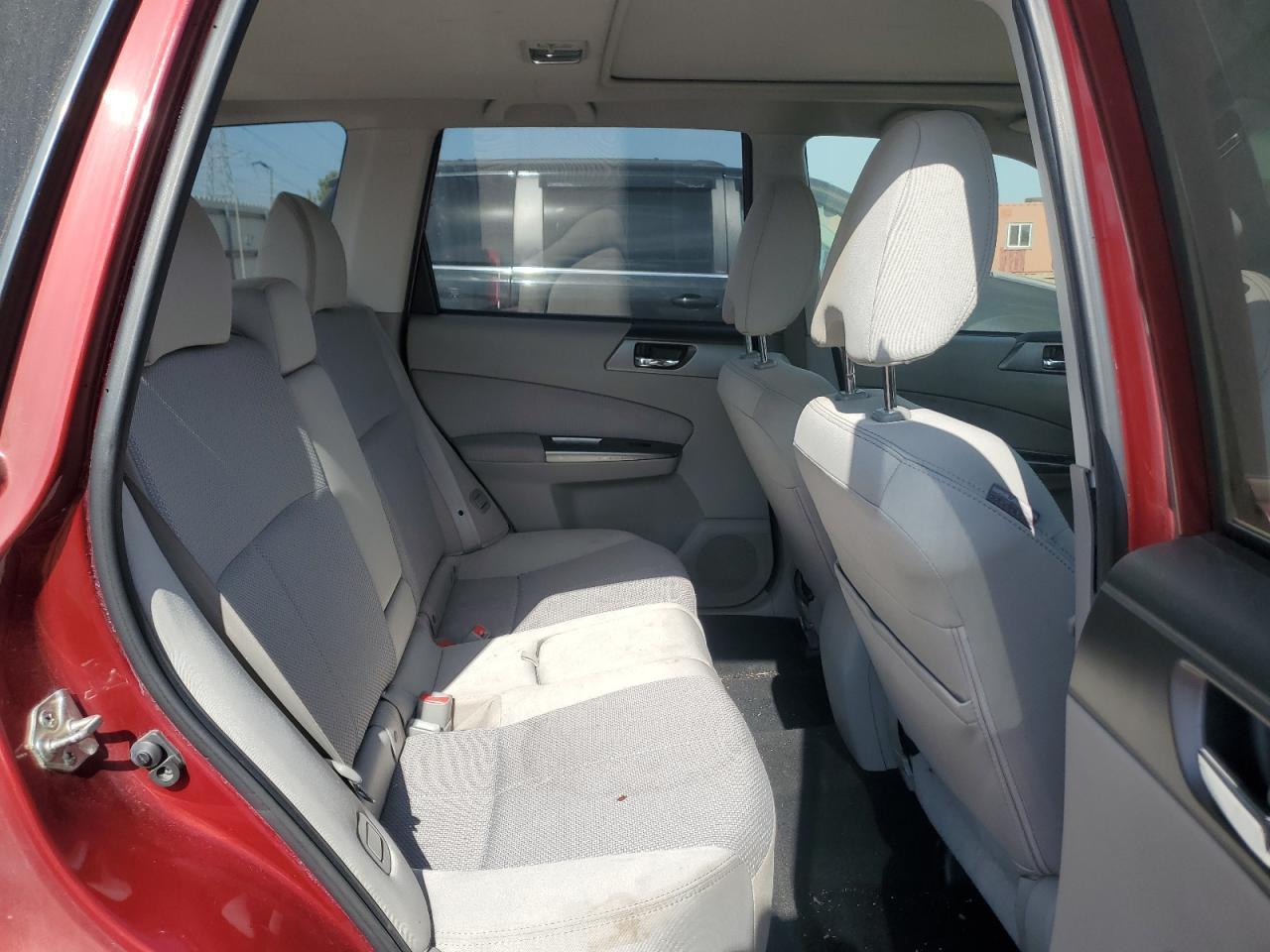 2013 Subaru Forester 2.5X Premium - zdjęcie 10