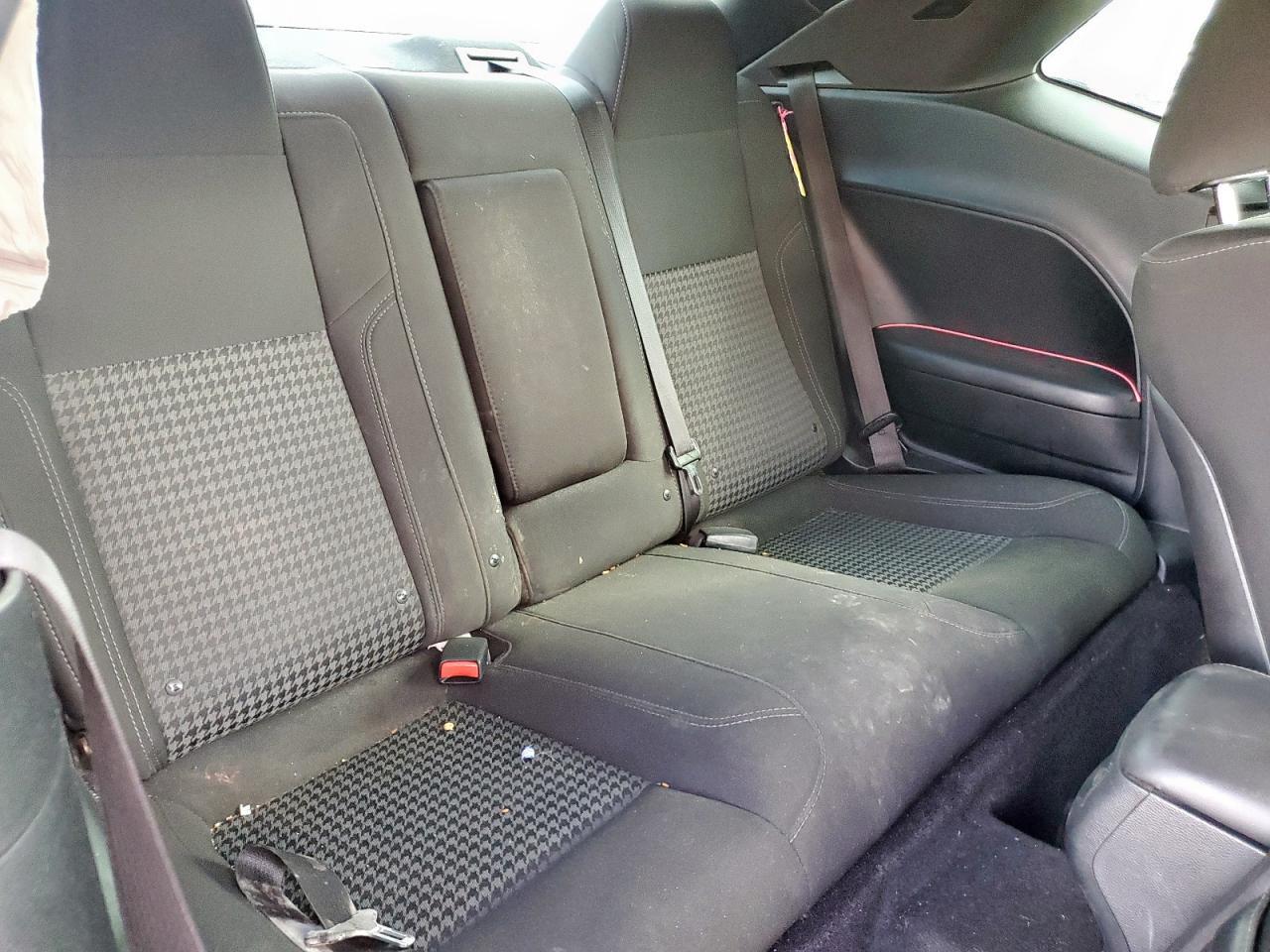 2017 Dodge Challenger Sxt - zdjęcie 10