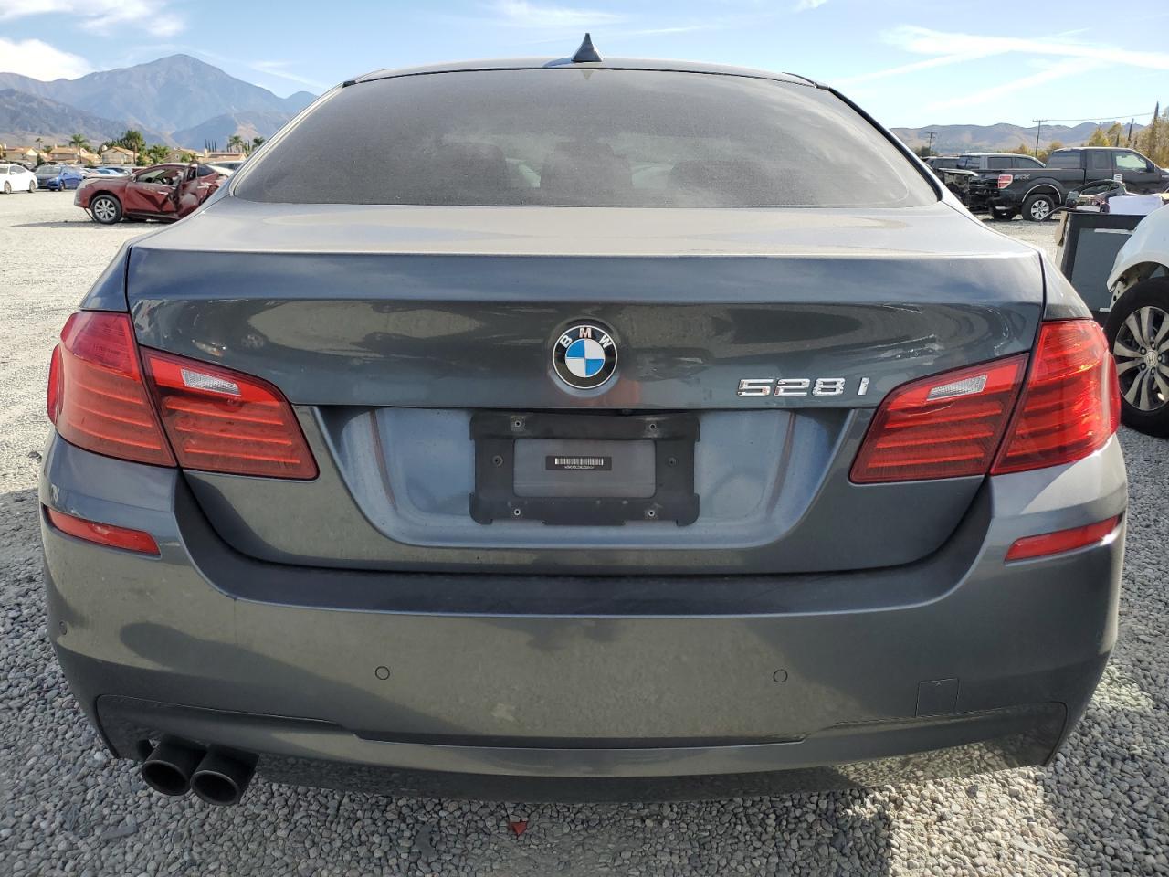2016 BMW Seria 5 - zdjęcie 6