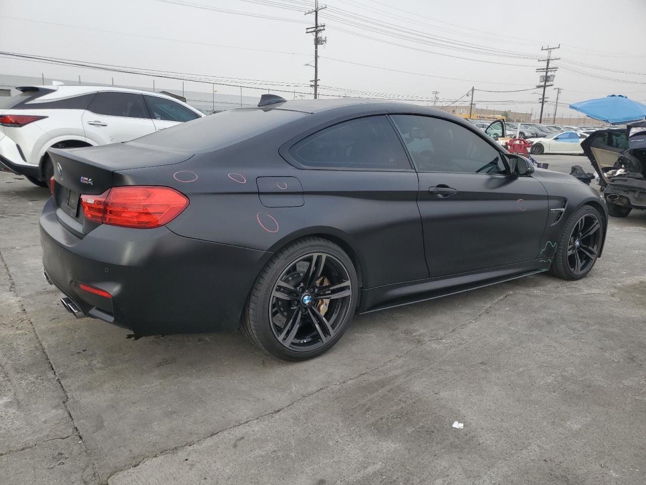 2015 BMW M4 - zdjęcie 3