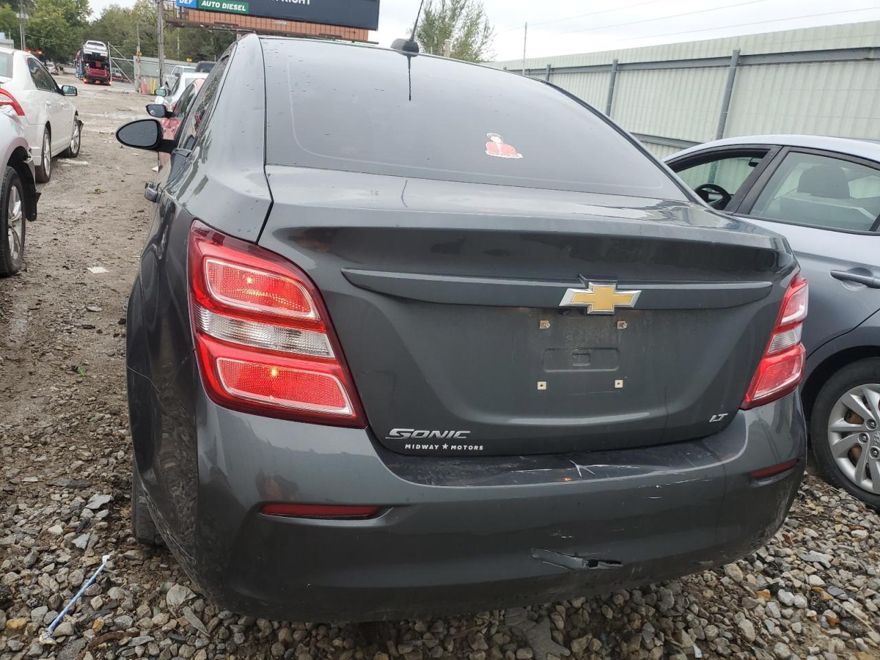 2019 Chevrolet Sonic Lt - zdjęcie 6