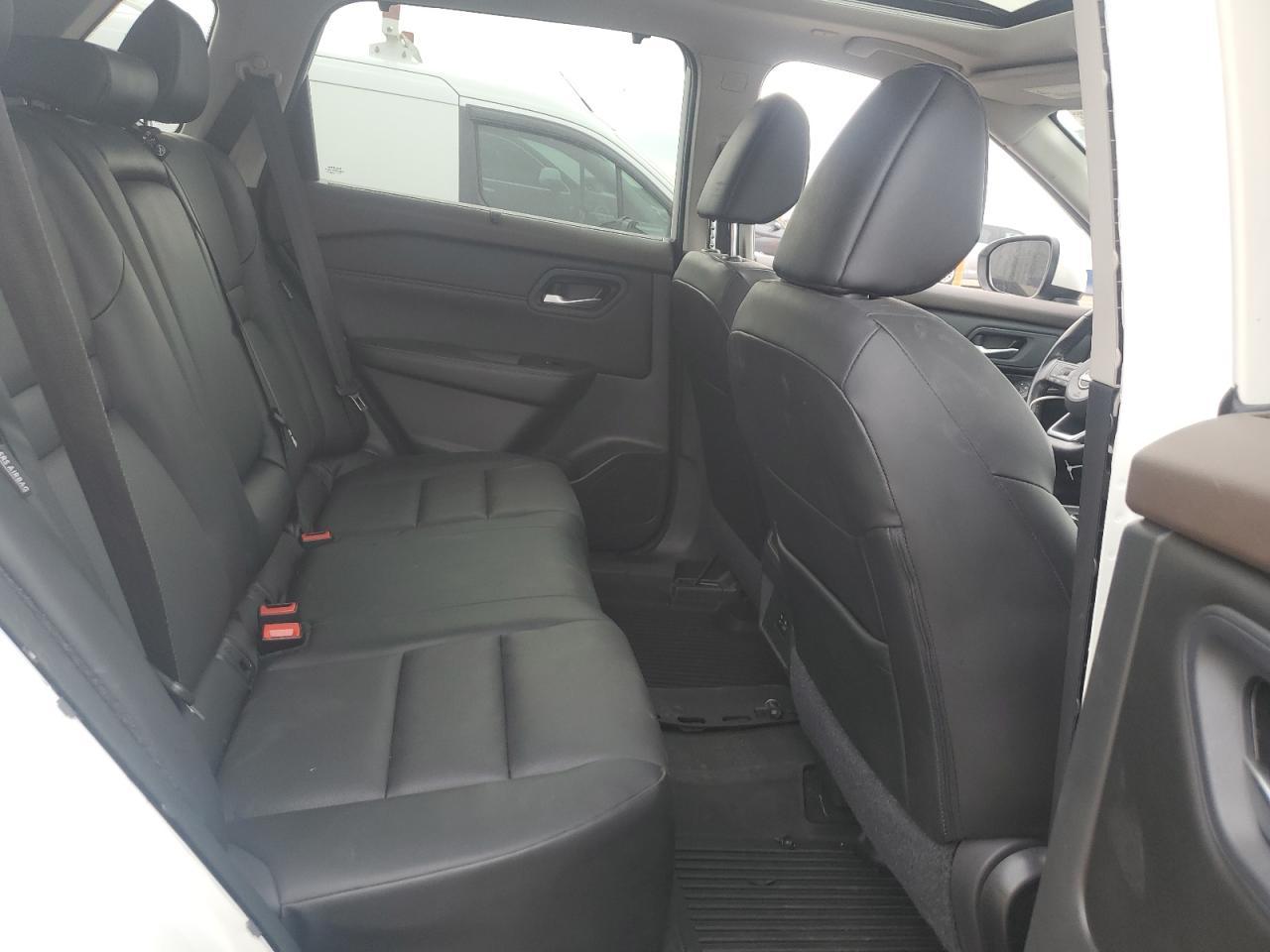 2023 Nissan Rogue - zdjęcie 11