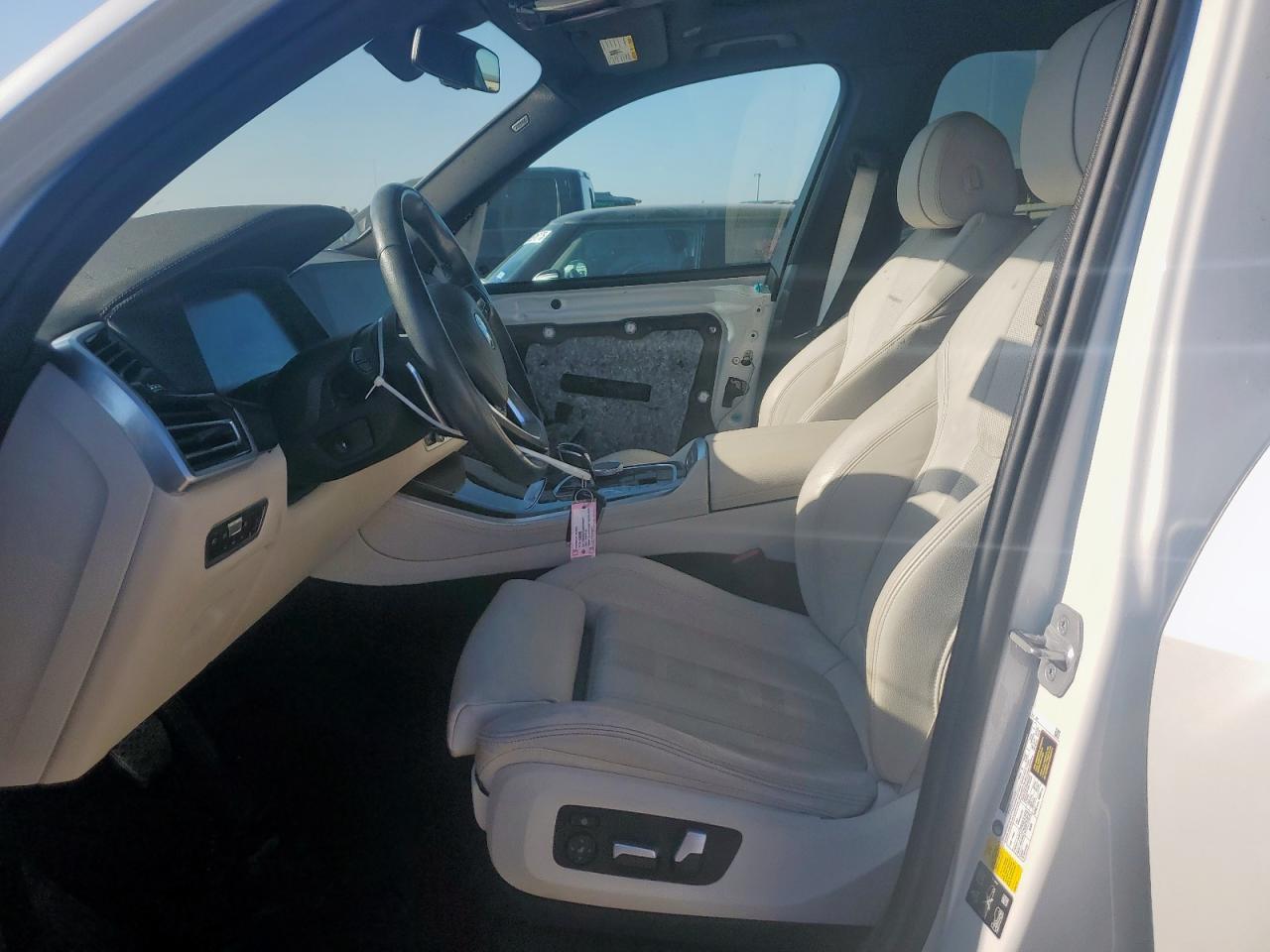 2021 BMW X5 - zdjęcie 7