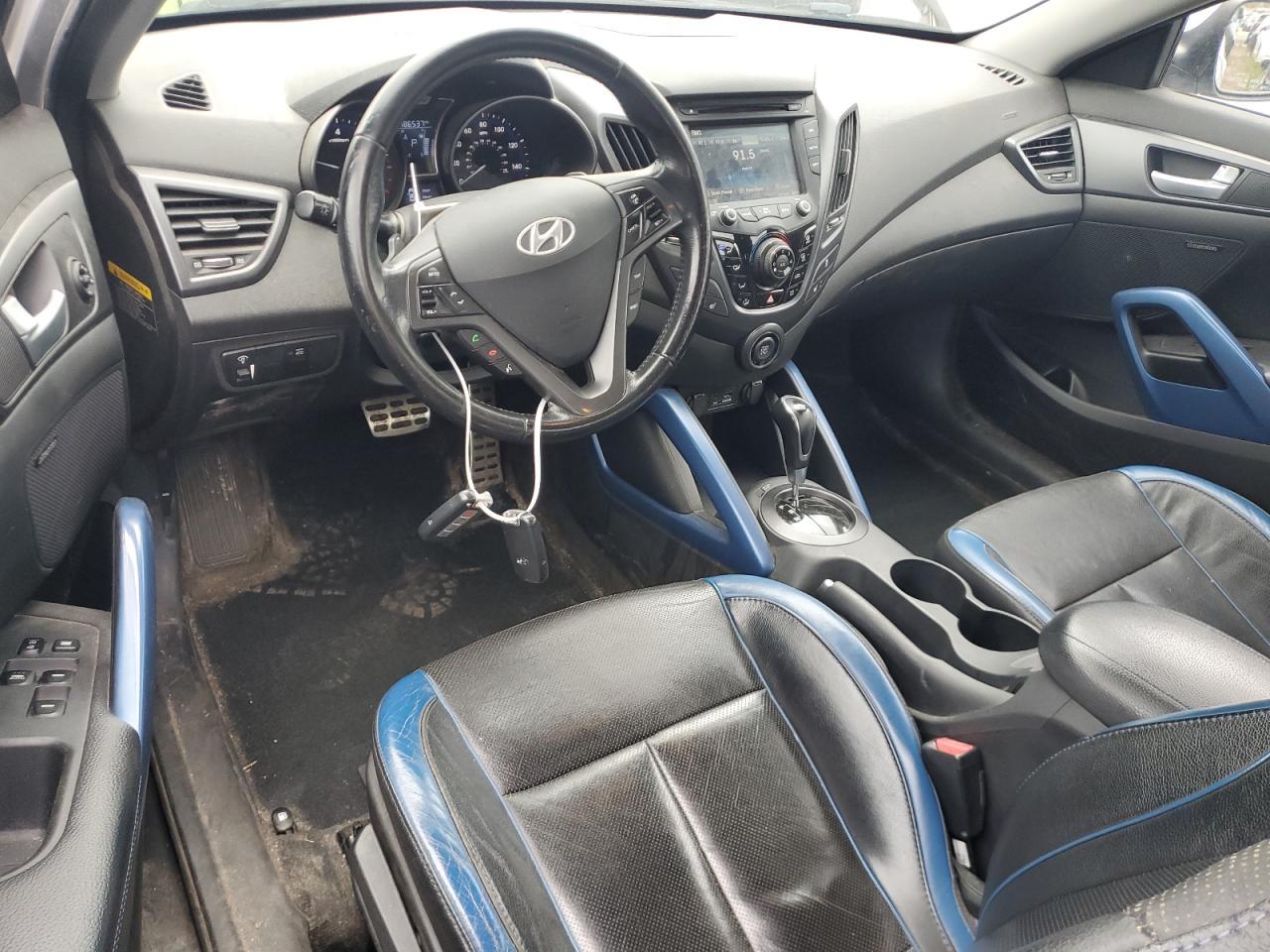 2013 Hyundai Veloster Turbo - zdjęcie 8