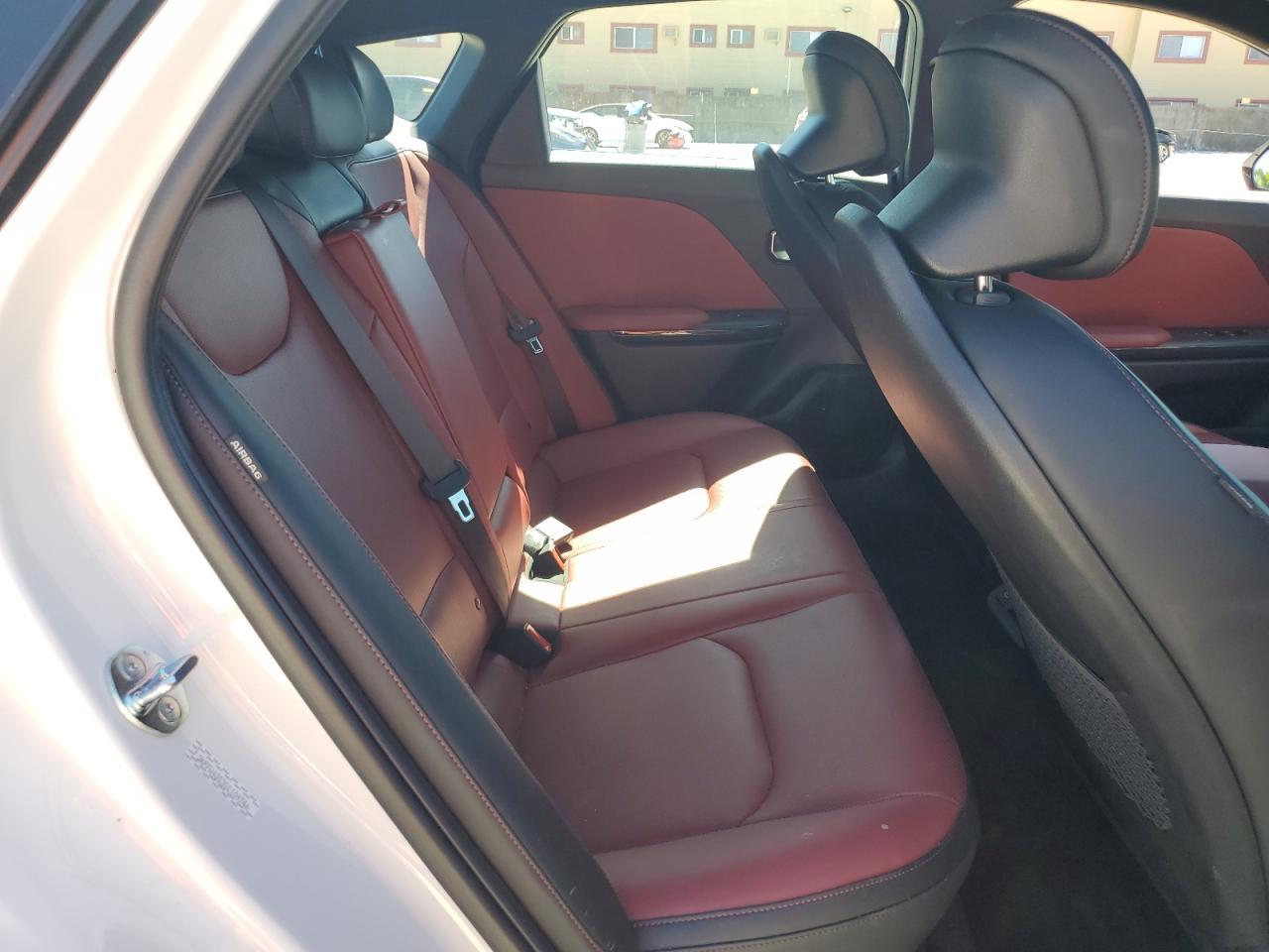 2025 Kia K4 Gt Line - zdjęcie 10