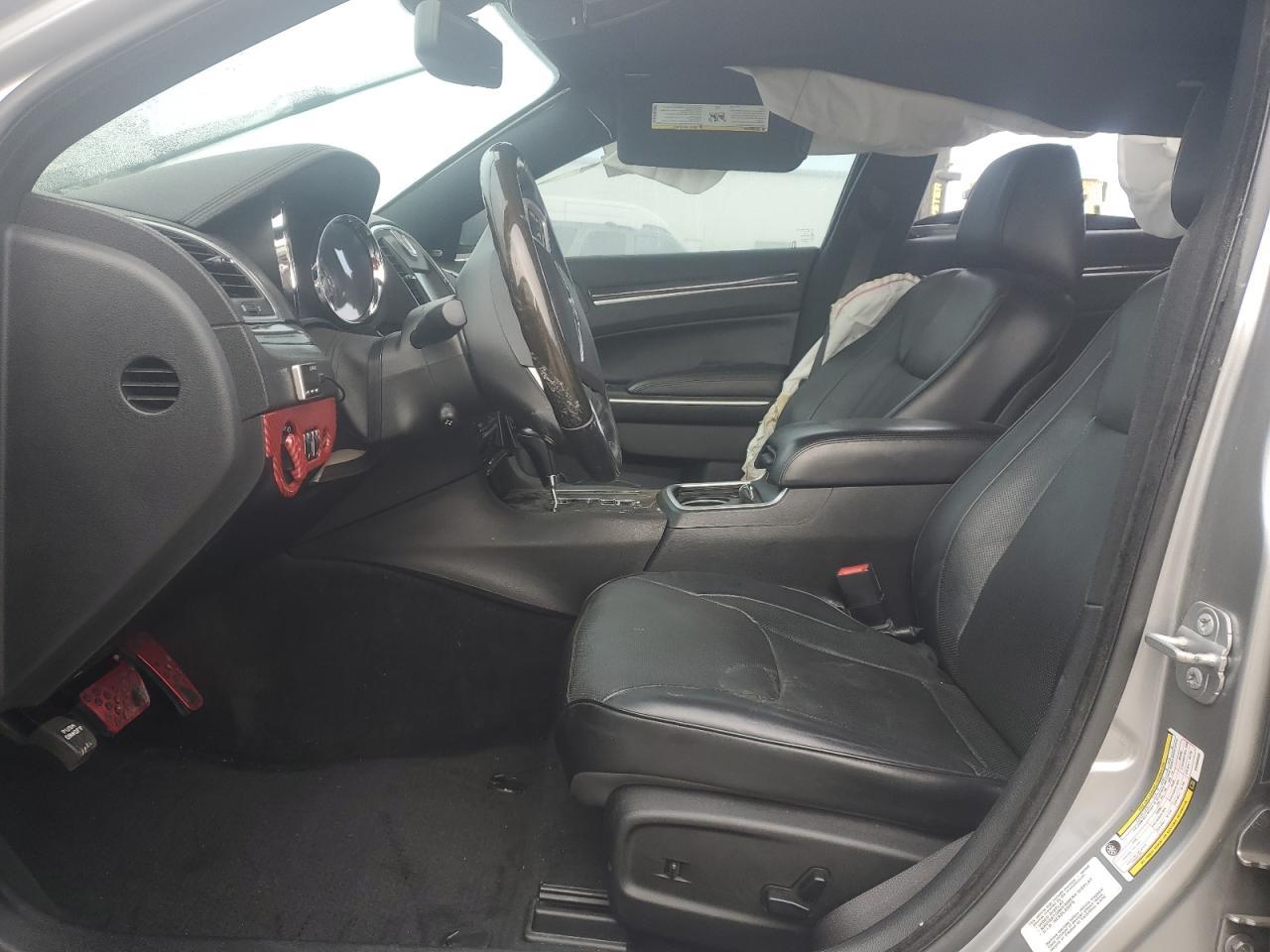 2014 Chrysler 300C - zdjęcie 7