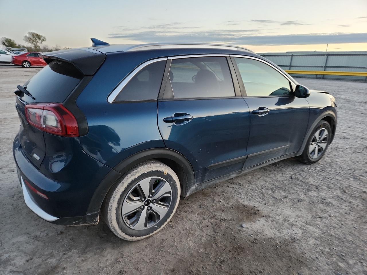 2019 Kia Niro Lx - zdjęcie 3