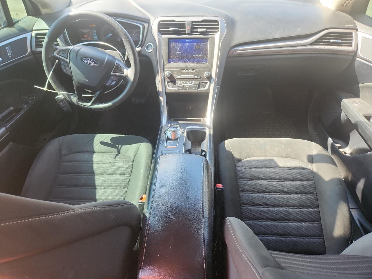 2020 Ford Fusion - zdjęcie 8