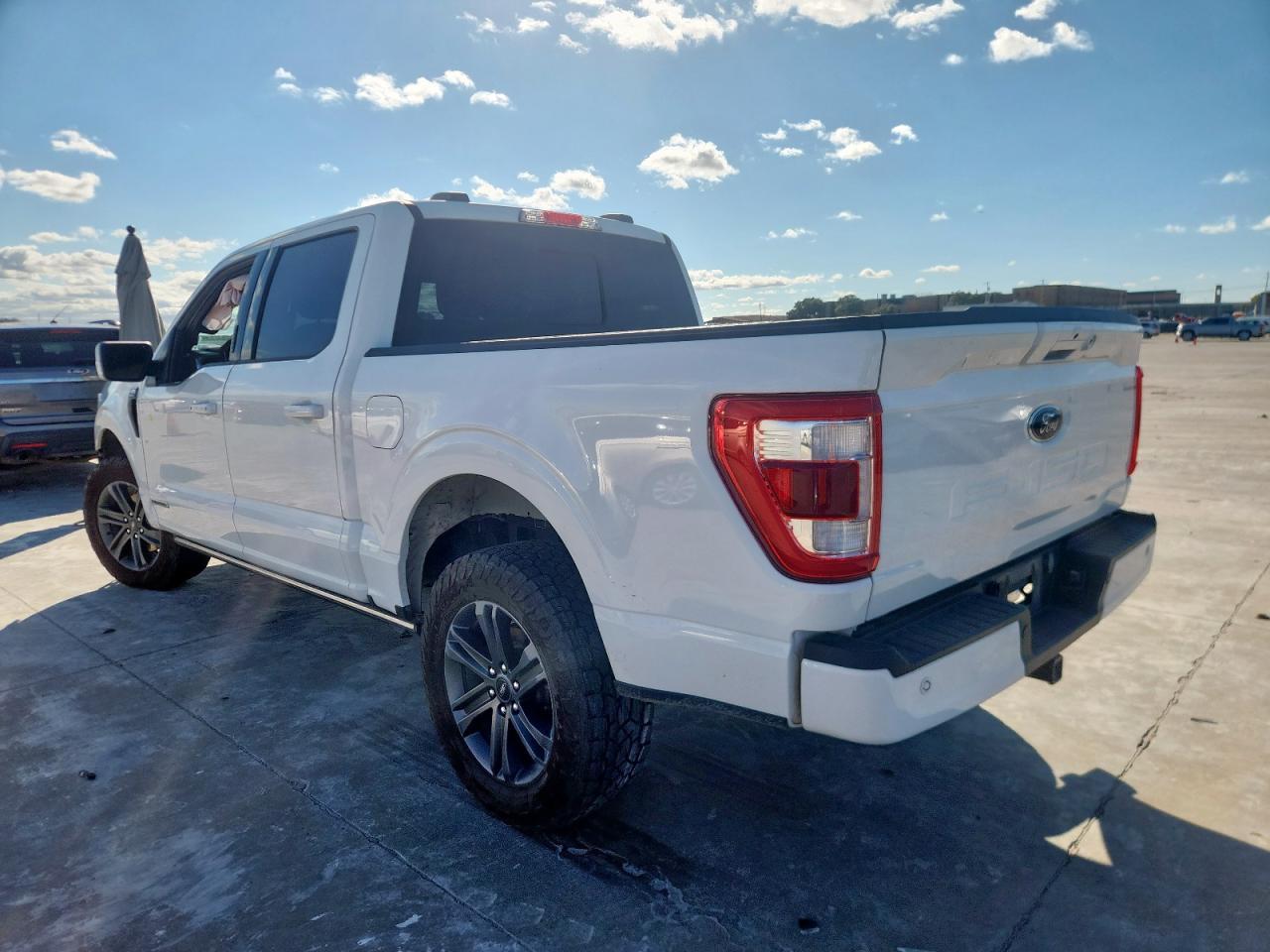 2023 Ford F150 Supercrew - zdjęcie 2