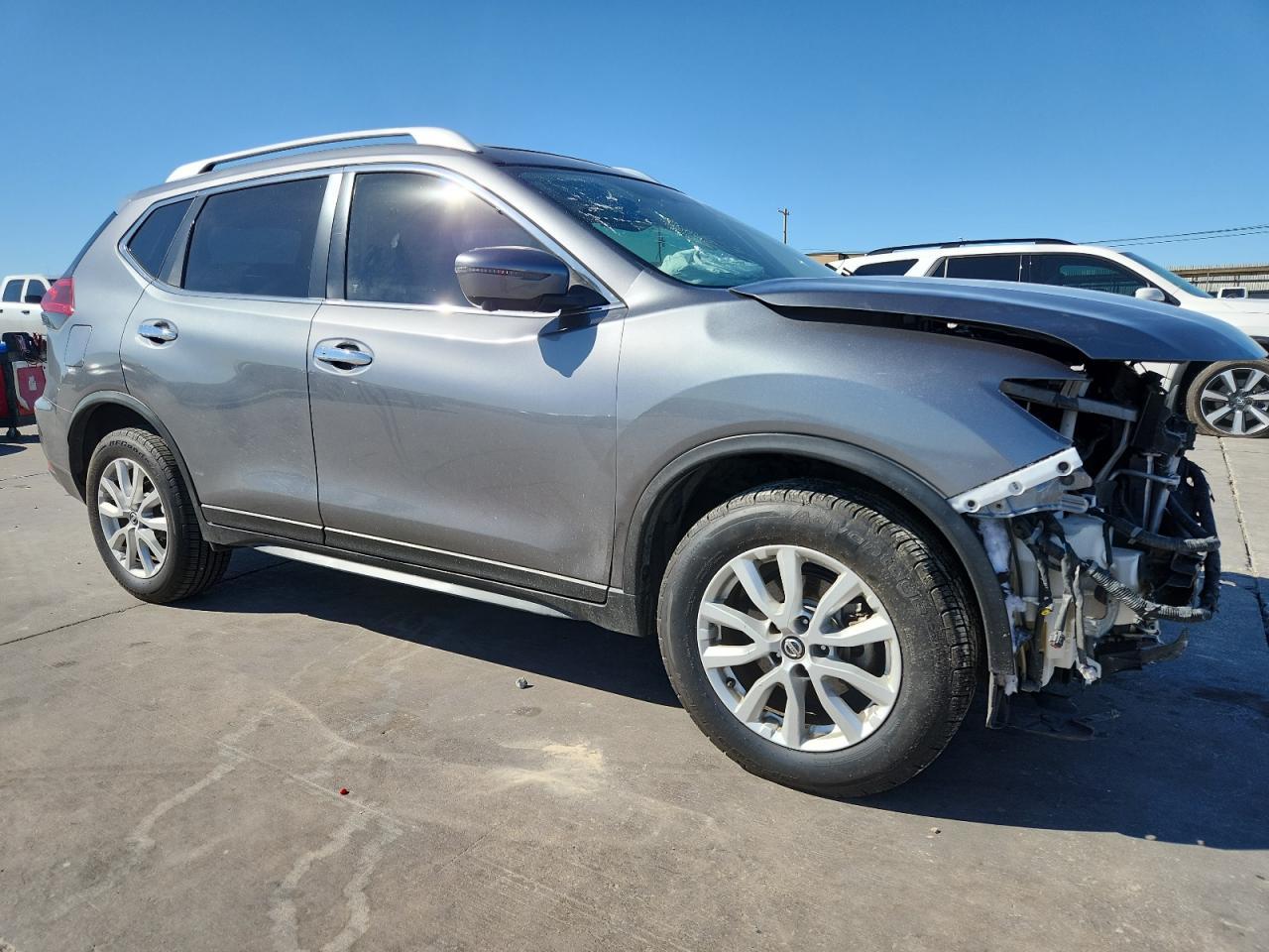 2018 Nissan Rogue - zdjęcie 4