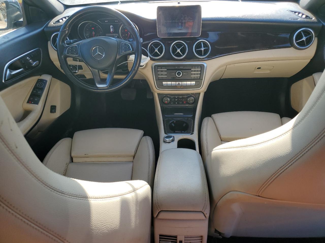 2019 Mercedes-Benz Cla 250 - zdjęcie 8