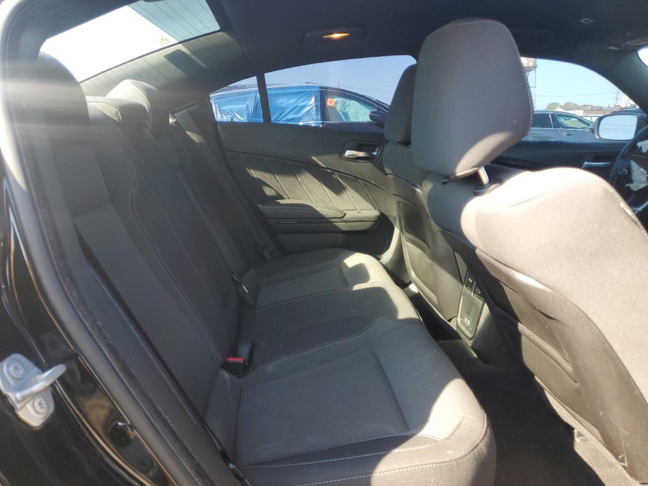 2019 Dodge Charger - zdjęcie 10