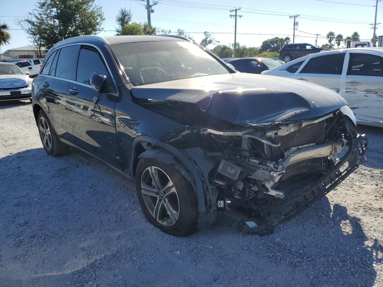 2019 Mercedes-Benz GLC - zdjęcie 4