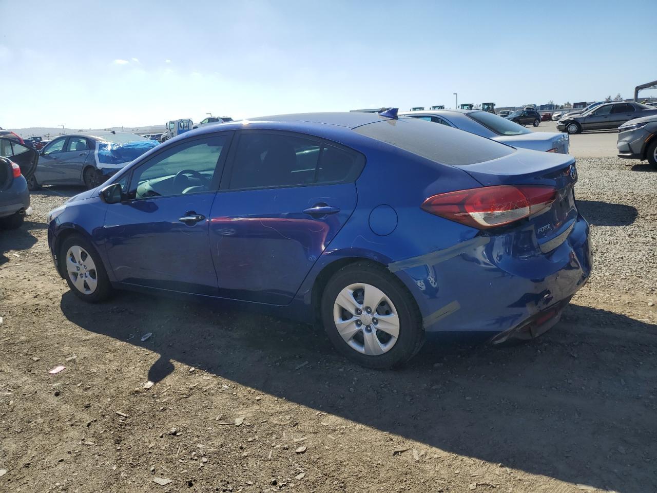 2017 Kia Forte - zdjęcie 2