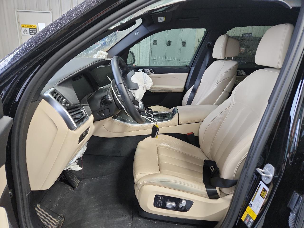 2022 BMW X5 xDrive45E - zdjęcie 7