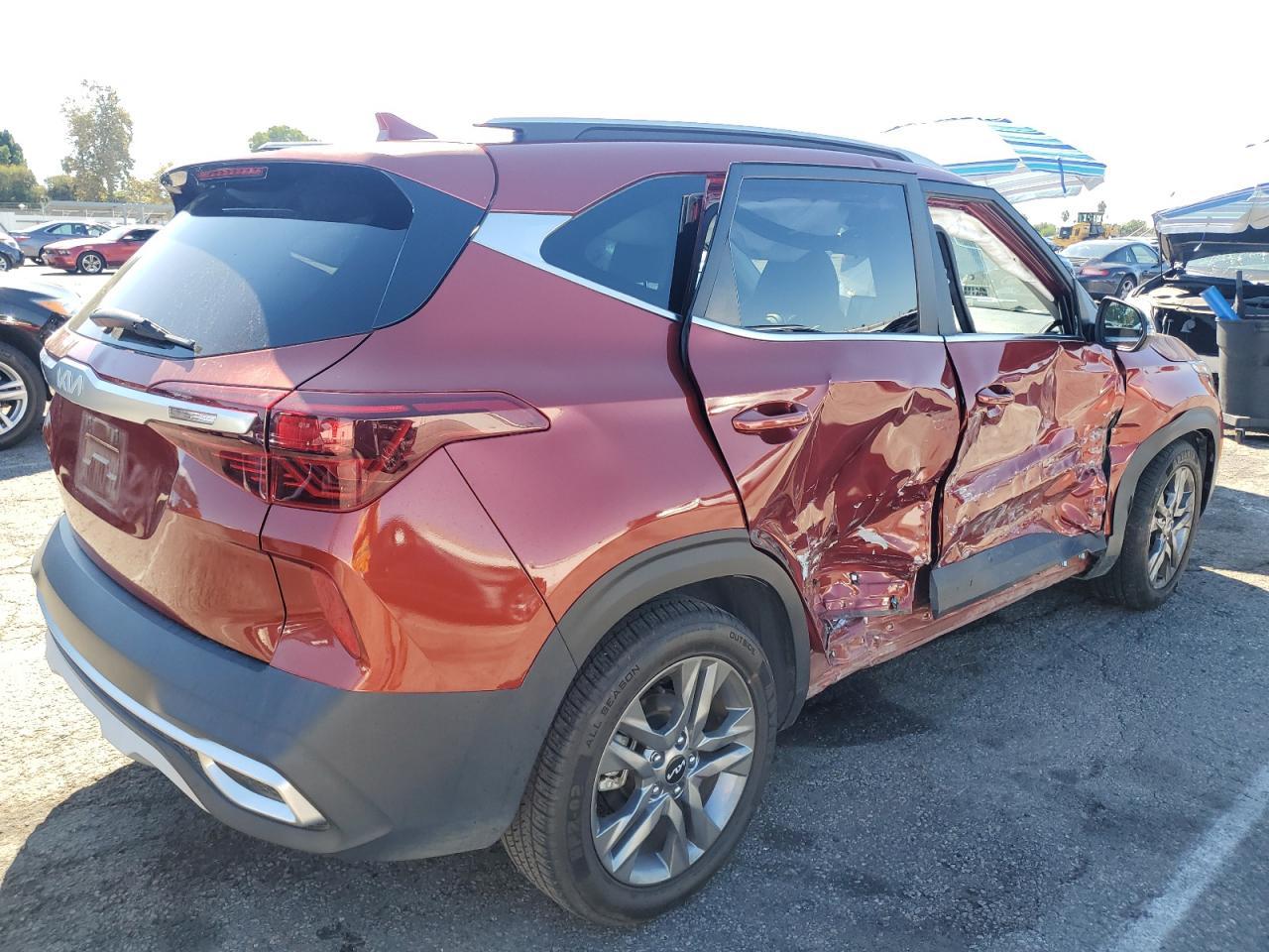 2022 Kia Seltos - zdjęcie 3