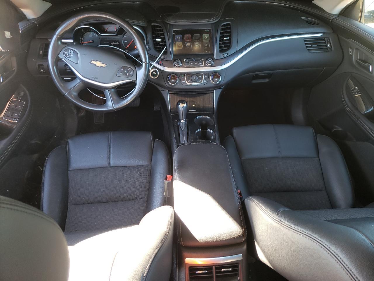 2019 Chevrolet Impala Lt - zdjęcie 8