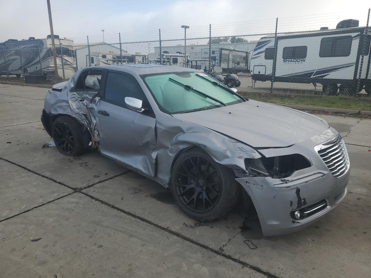 2014 Chrysler 300C - zdjęcie 4