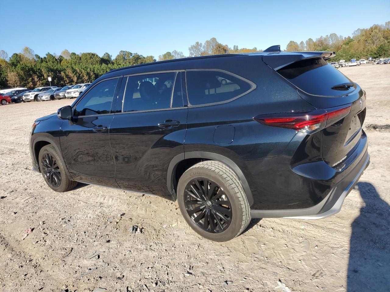 2024 Toyota Highlander Xse - zdjęcie 2