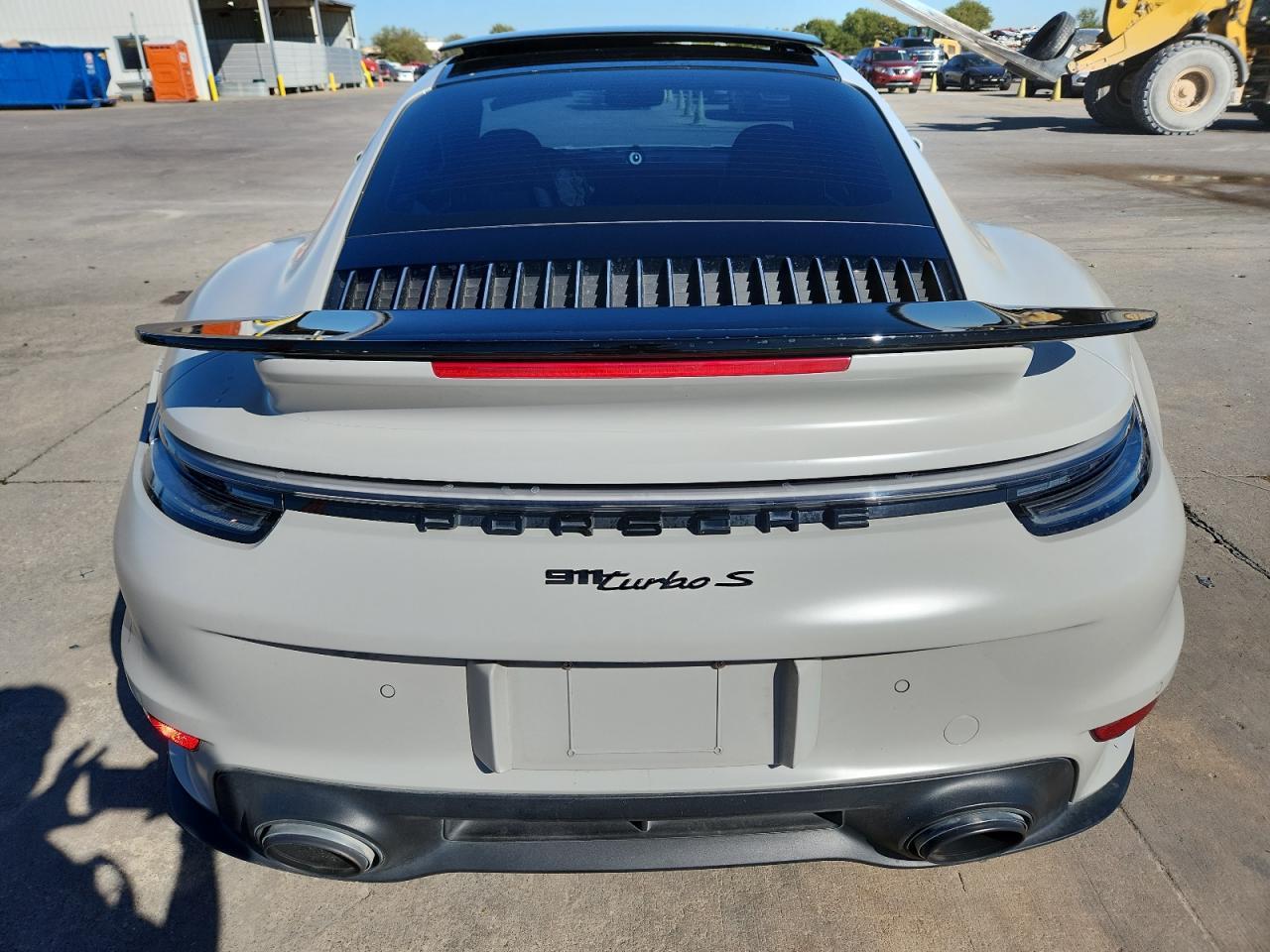 2022 Porsche 911 Turbo - zdjęcie 6