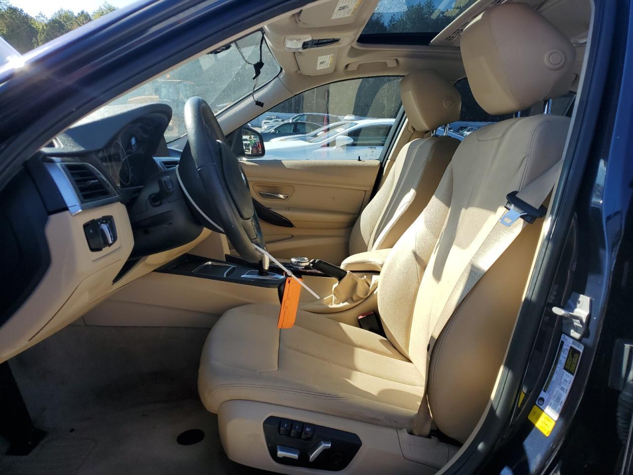 2016 BMW 320 I - zdjęcie 7