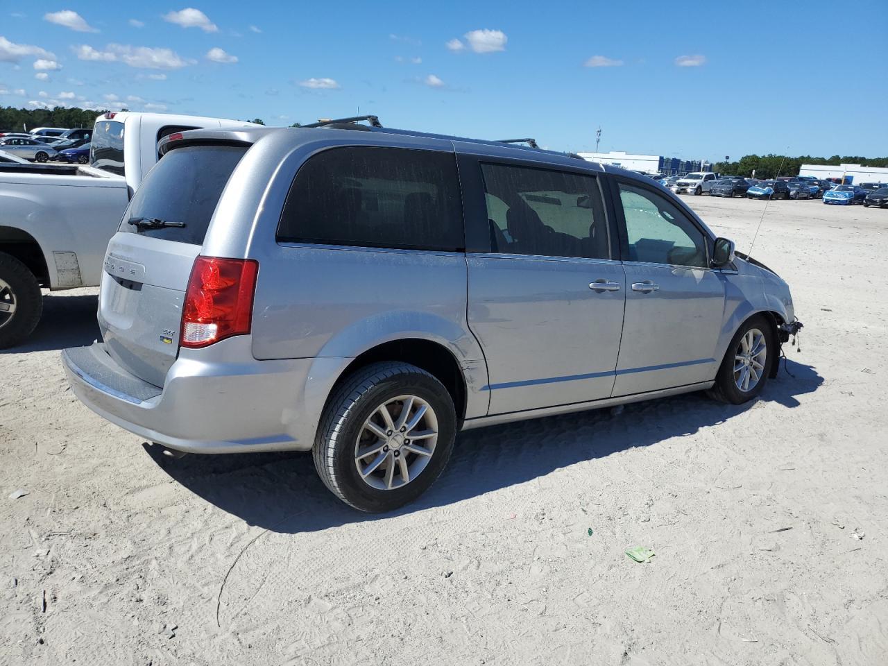 2019 Dodge Grand Caravan Sxt - zdjęcie 3