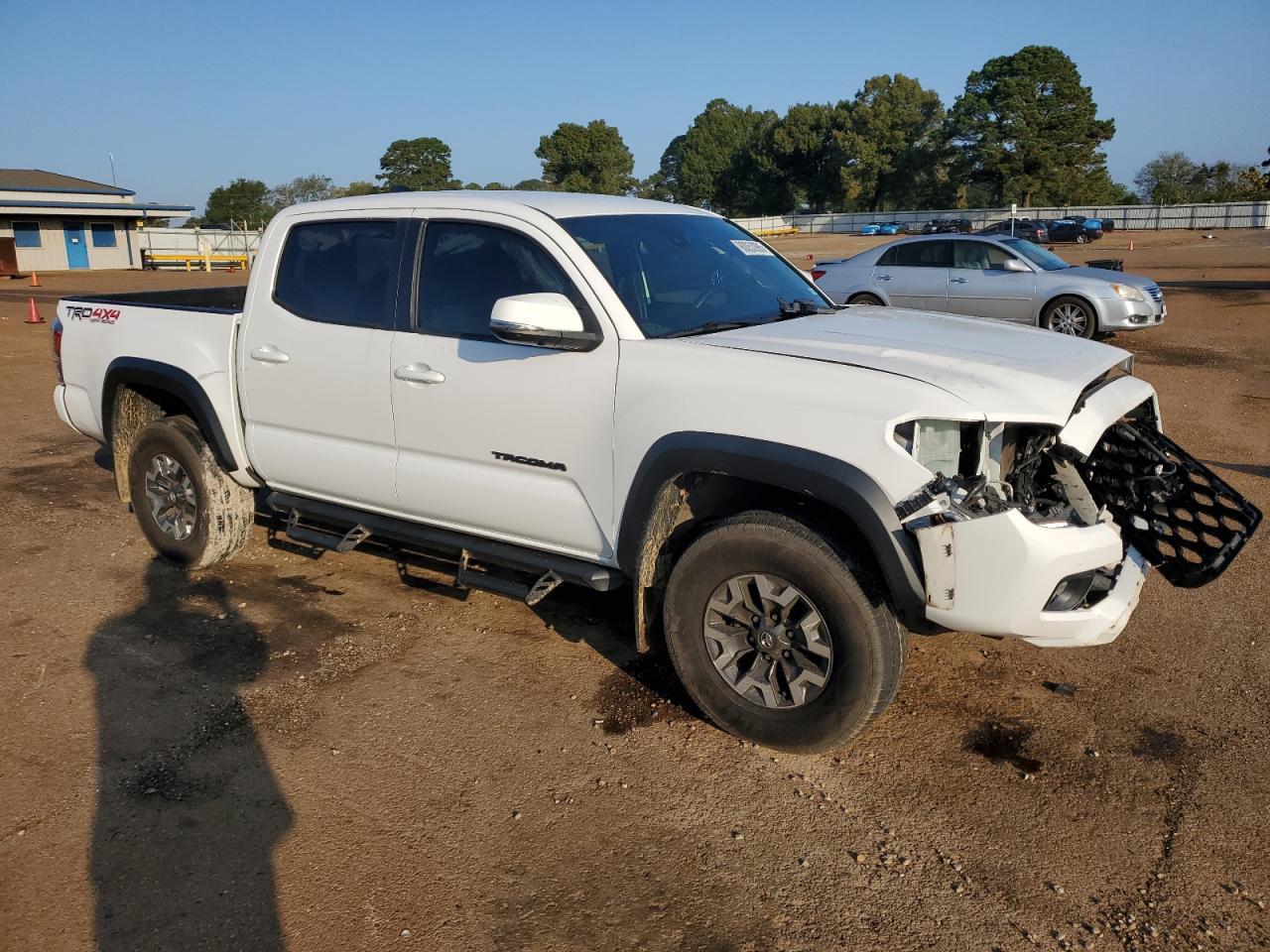 2020 Toyota Tacoma - zdjęcie 4