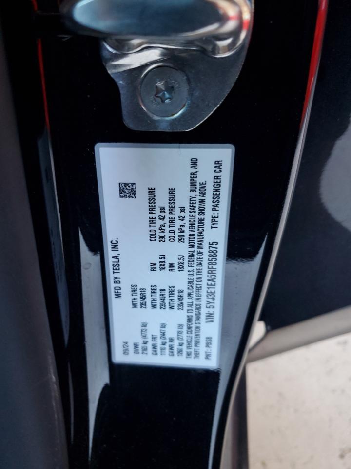 2024 Tesla Model 3 - zdjęcie 12