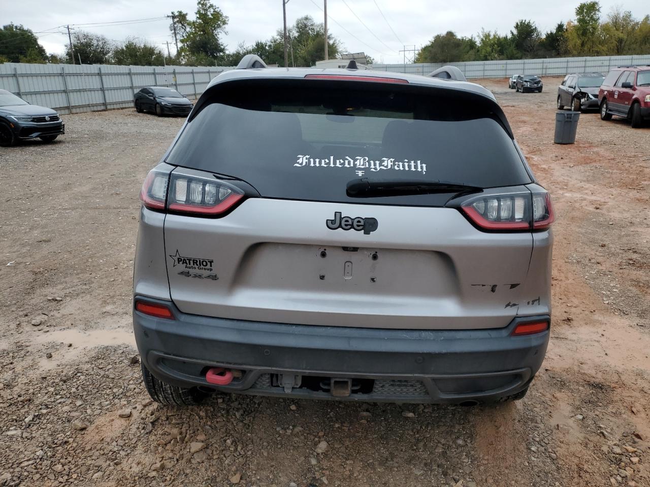 2019 Jeep Cherokee Trailhawk - zdjęcie 6