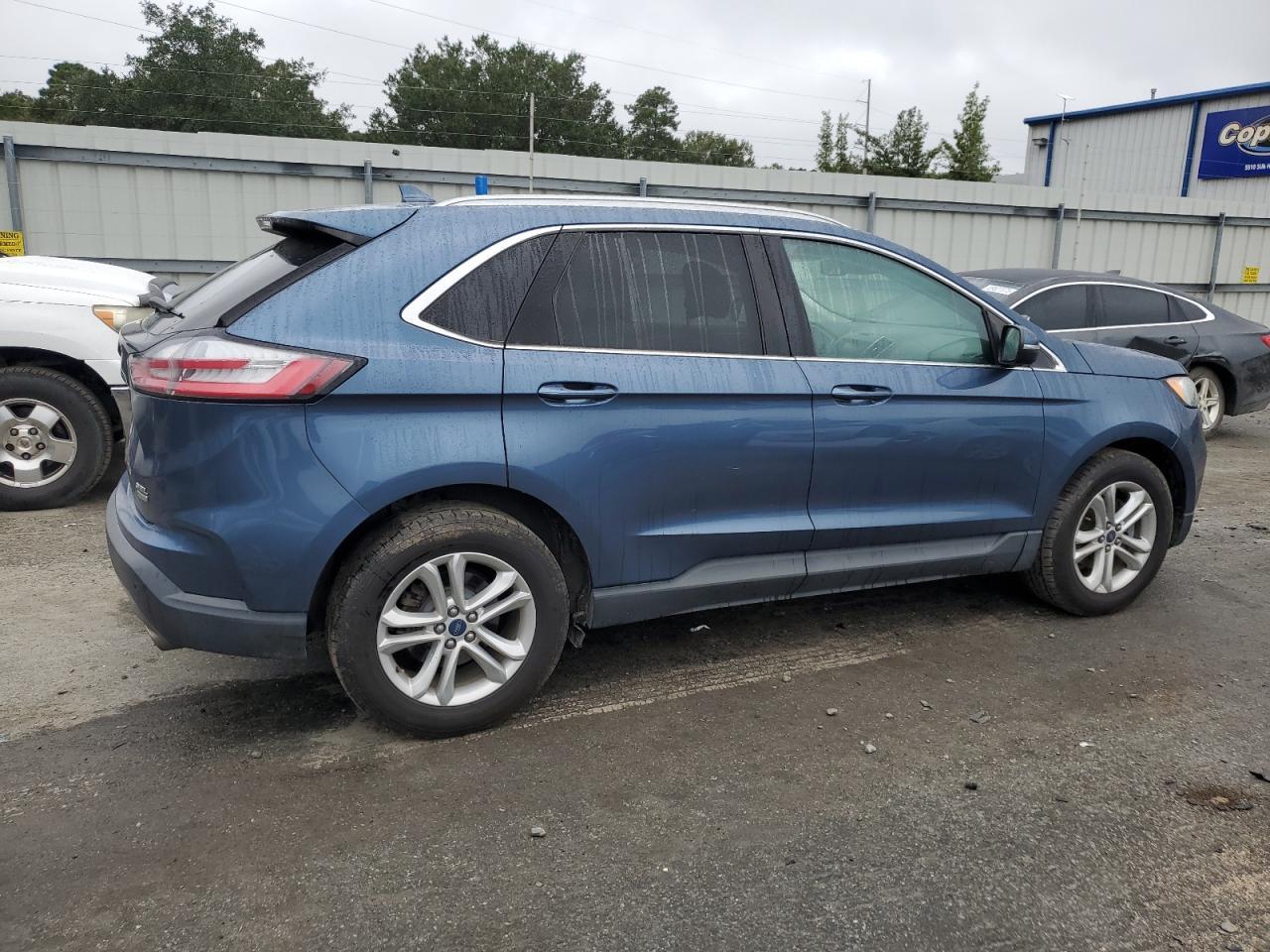 2019 Ford Edge - zdjęcie 3