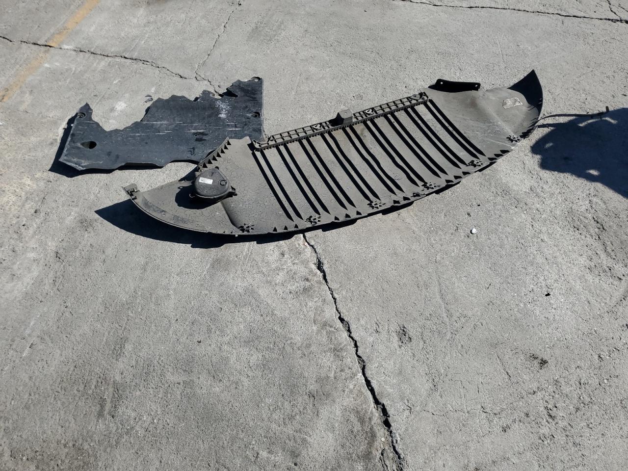 2024 Tesla Model Y - zdjęcie 12