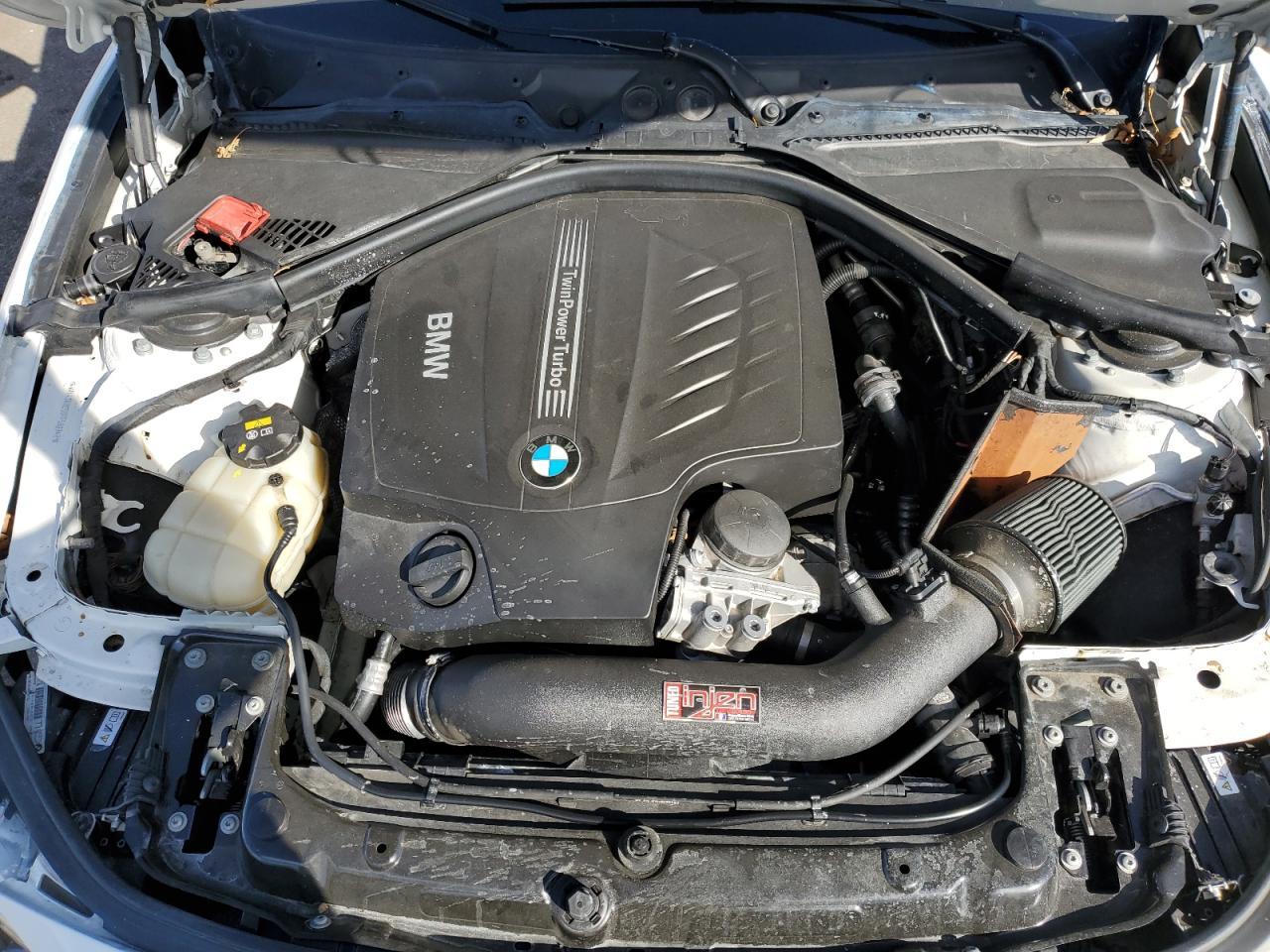 2015 BMW Seria 3 - zdjęcie 11