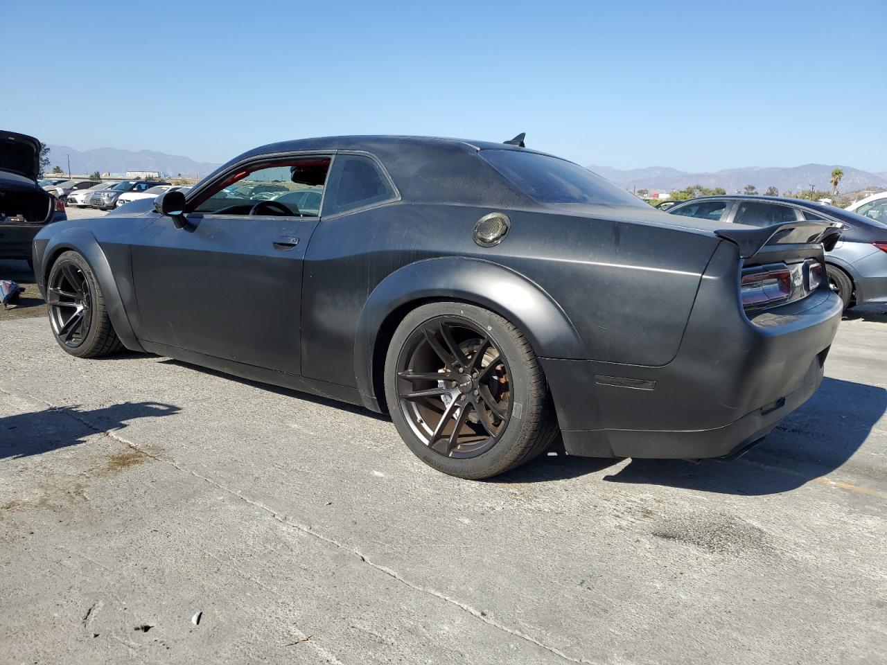 2016 Dodge Challenger - zdjęcie 2