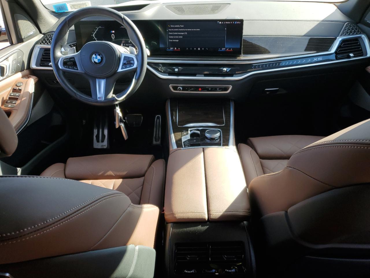 2024 BMW X5 - zdjęcie 8
