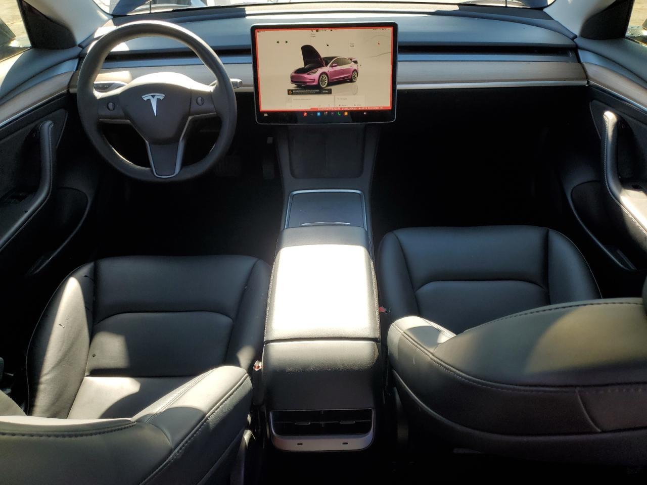 2023 Tesla Model 3 - zdjęcie 8