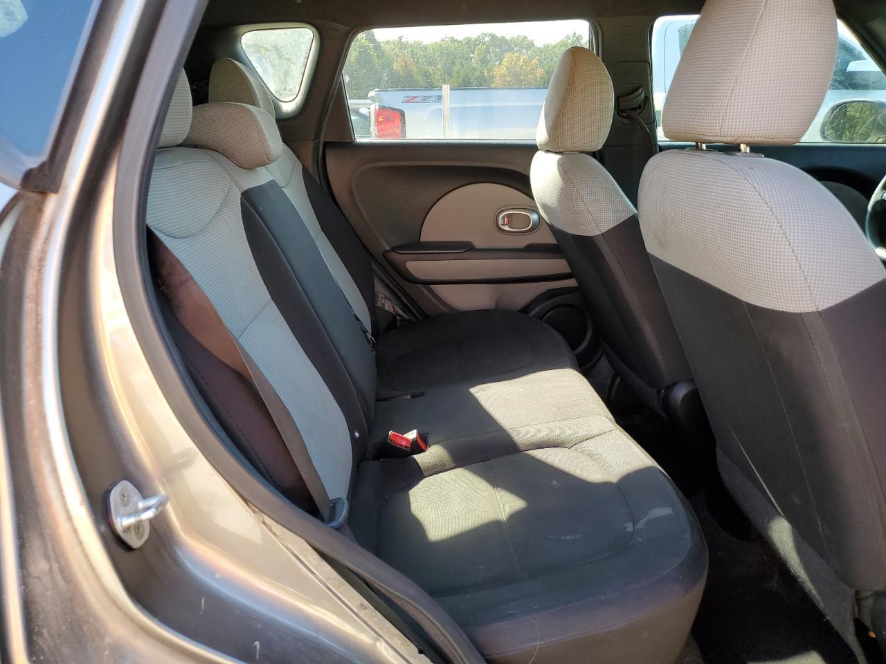 2016 Kia Soul - zdjęcie 11