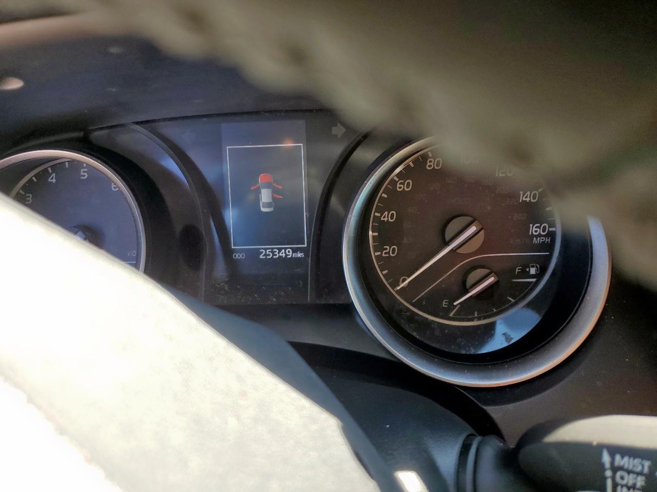 2024 Toyota Camry - zdjęcie 9