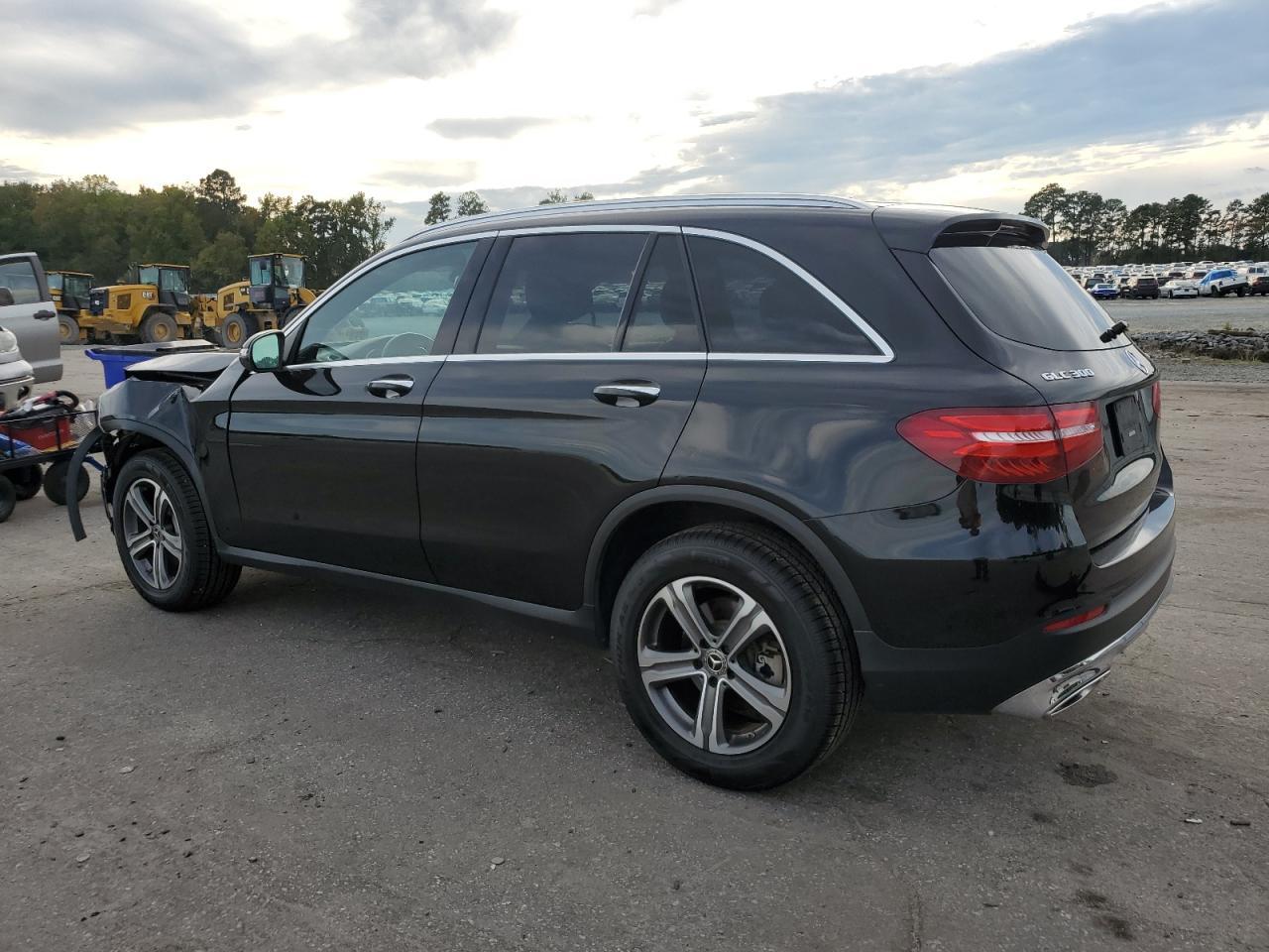 2018 Mercedes-Benz GLC - zdjęcie 2