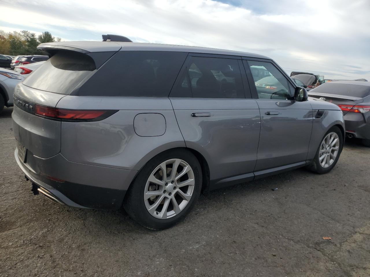 2024 Land Rover Range Rover Sport - zdjęcie 3