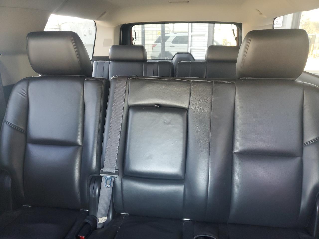 2013 Cadillac Escalade - zdjęcie 10