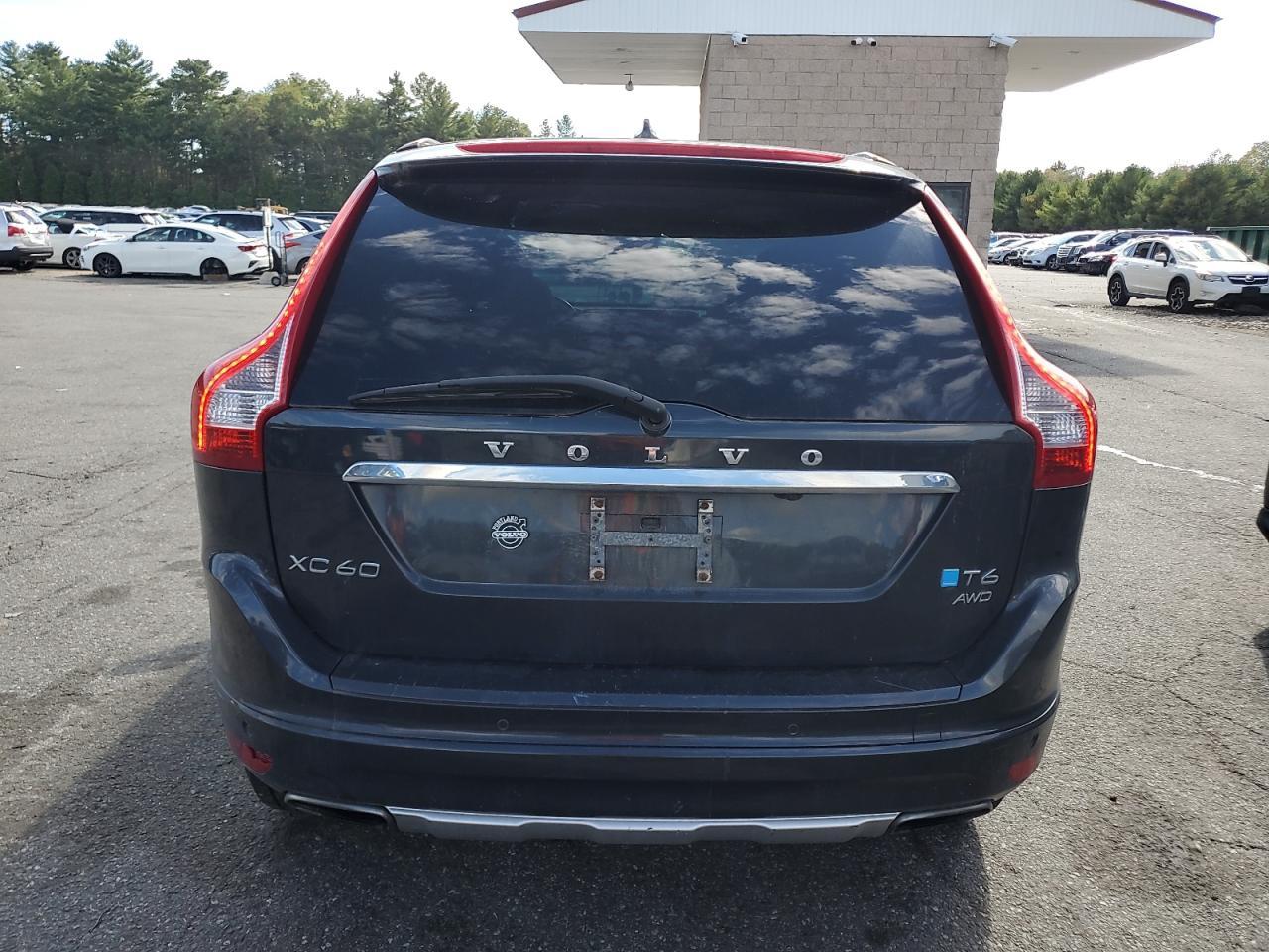 2015 Volvo XC60 - zdjęcie 6