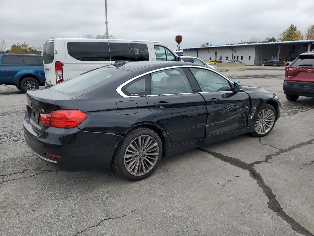 2015 BMW Seria 4 - zdjęcie 3