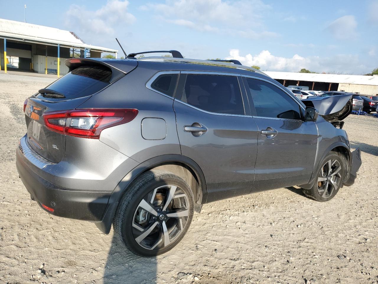 2022 Nissan Rogue Sport Sl - zdjęcie 3
