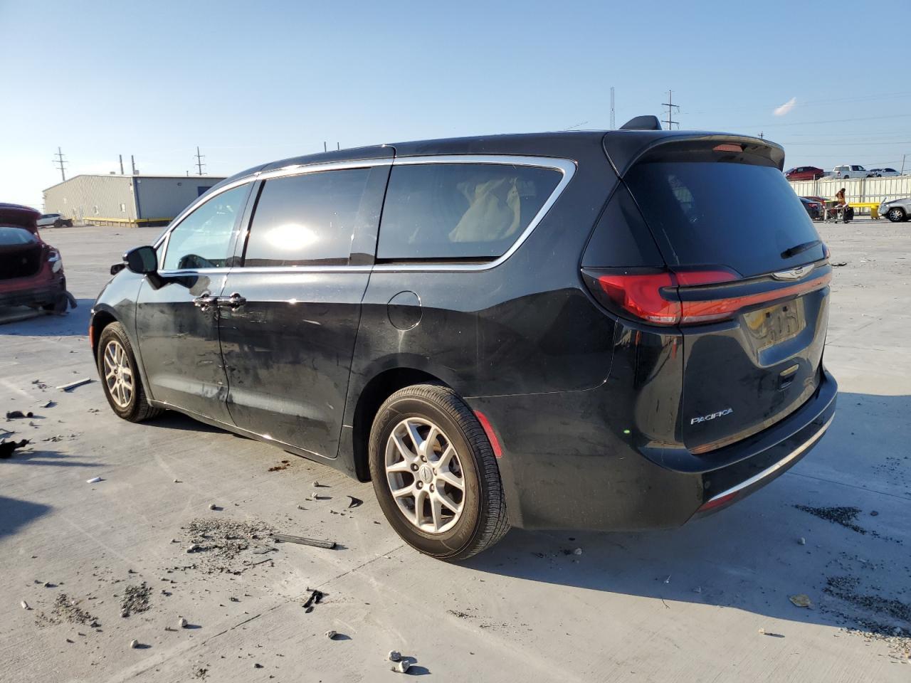 2024 Chrysler Pacifica - zdjęcie 2