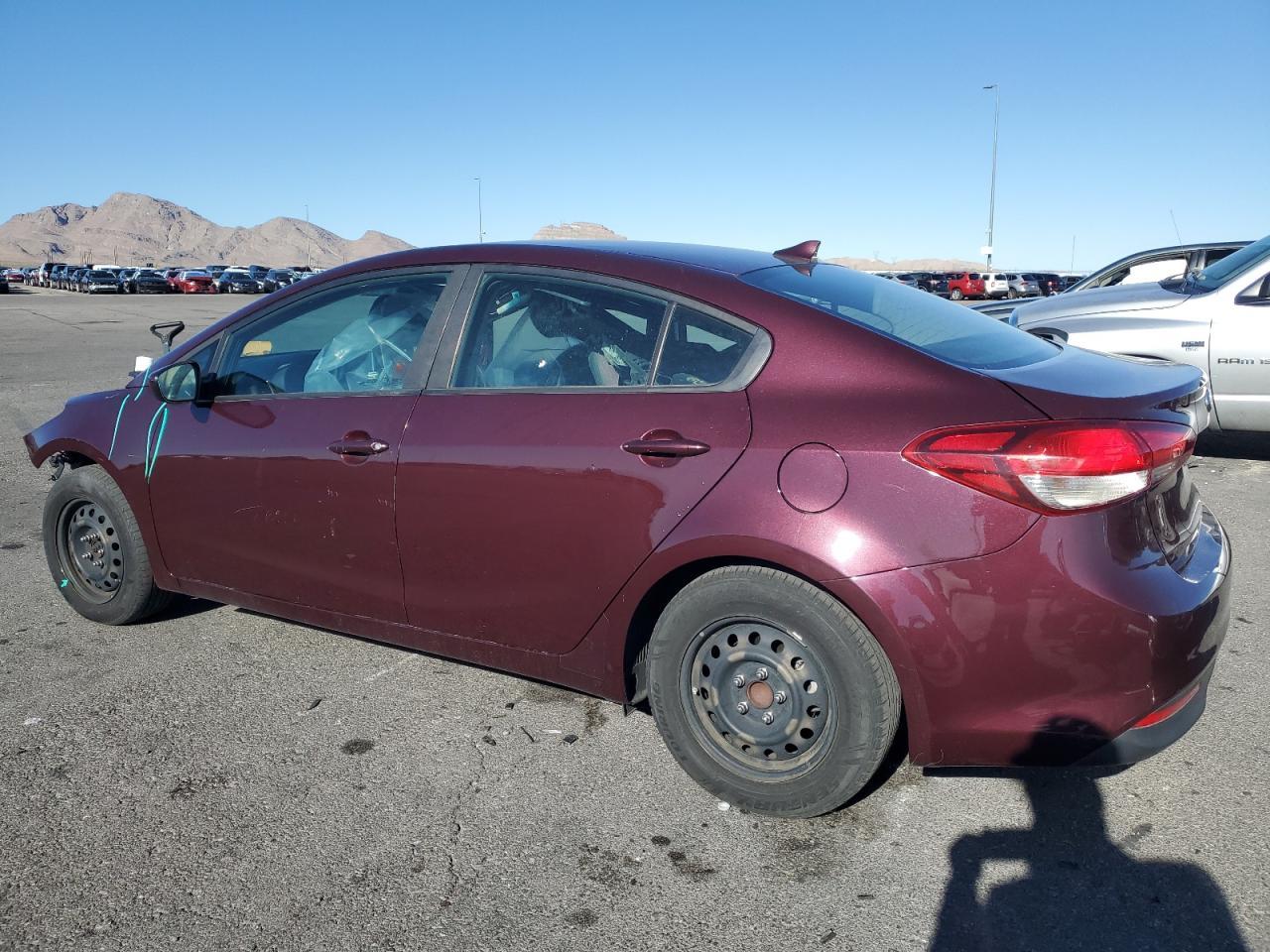 2017 Kia Forte - zdjęcie 2